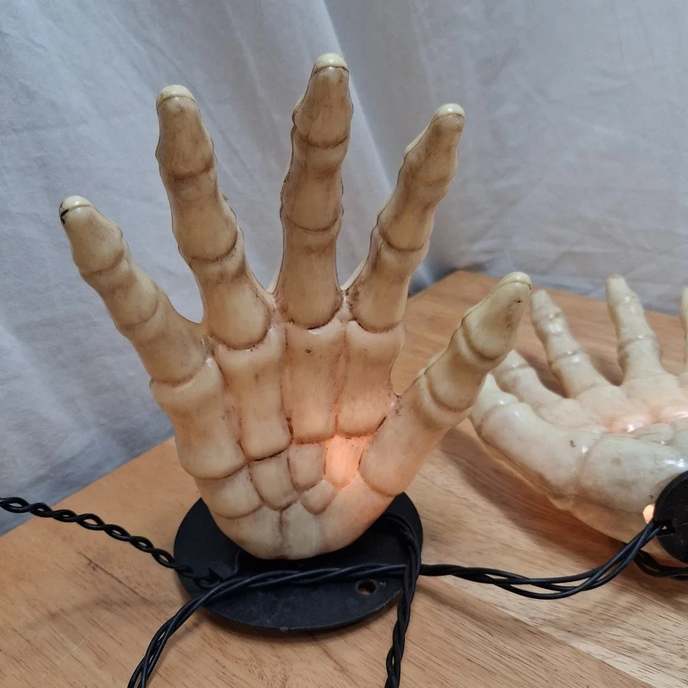 Halloween Blow Mold Skeleton Hands String Light Life Spooky Decor Indoor/Outdoor